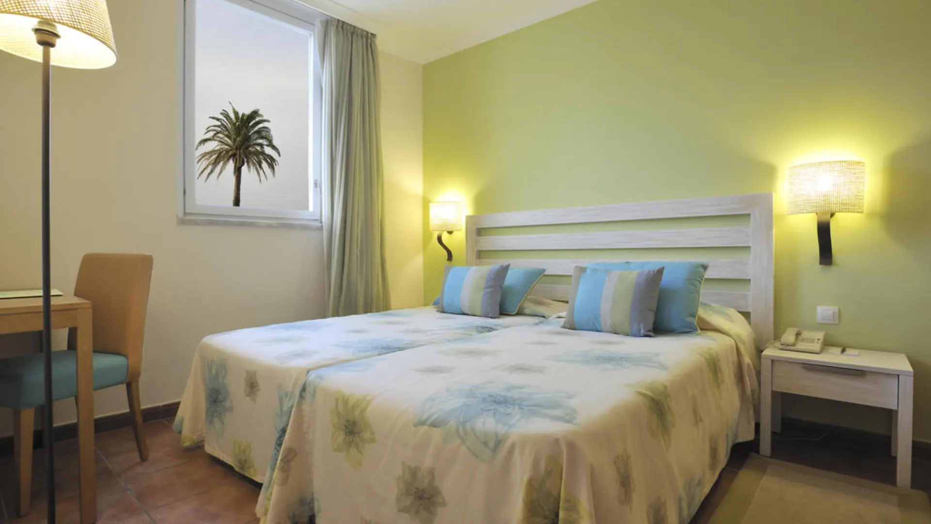 Pestana Viking Beach & Spa Resort Армасан-де-Пера 4*,