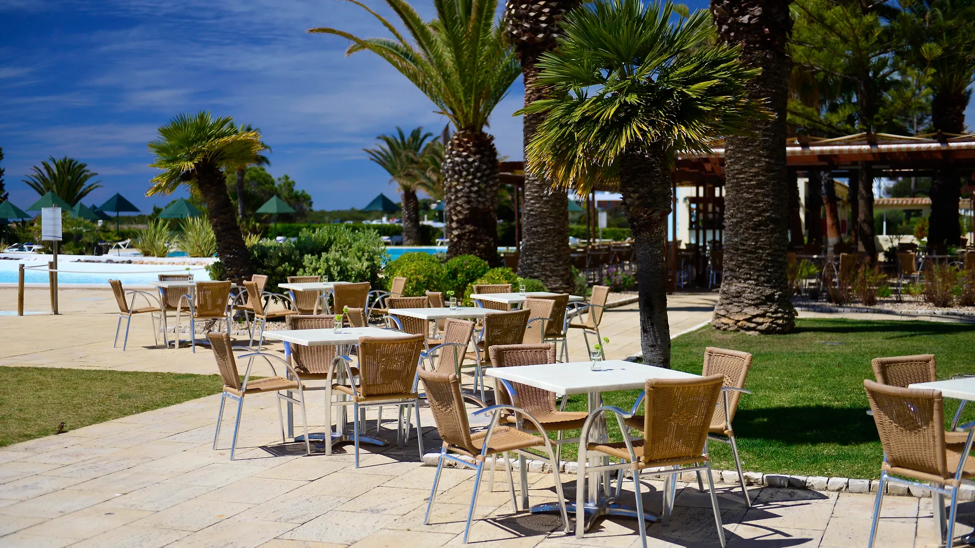 Pestana Viking Beach & Spa Resort Армасан-де-Пера 4*,  Португалия