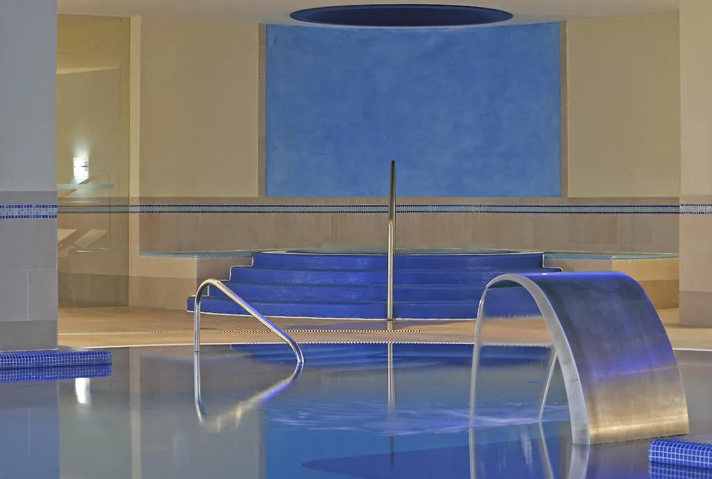 Pestana Viking Beach & Spa Resort Армасан-де-Пера 4*,