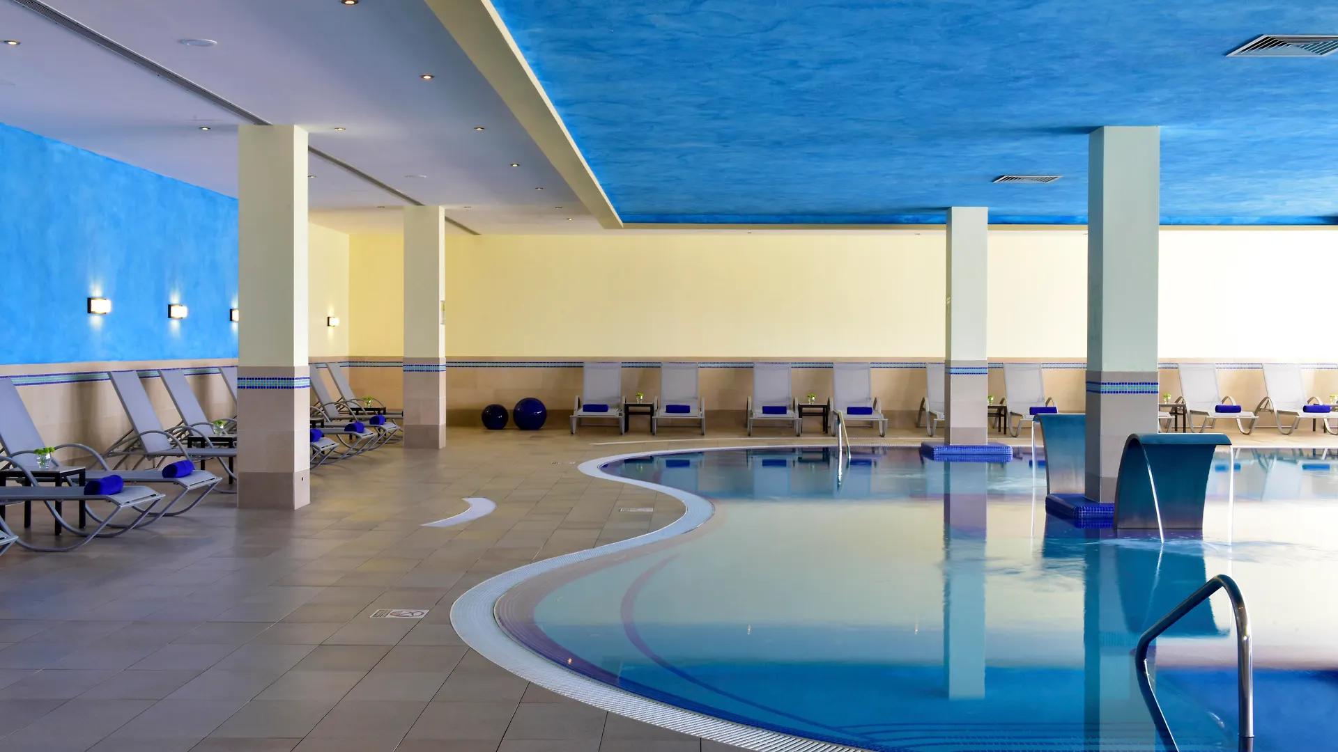 Pestana Viking Beach & Spa Resort Armação de Pêra